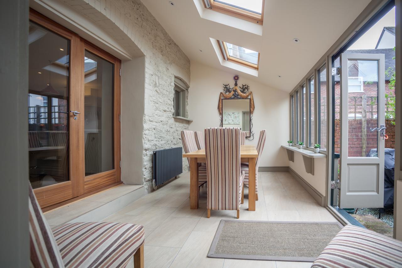 Ludlow - Linnet House - Well Presented Townhouse With Parking - Perfect Location For Exploring On Foot, Sleeps Up To 8 Guests - Hosted By Rentmyhouse Екстер'єр фото